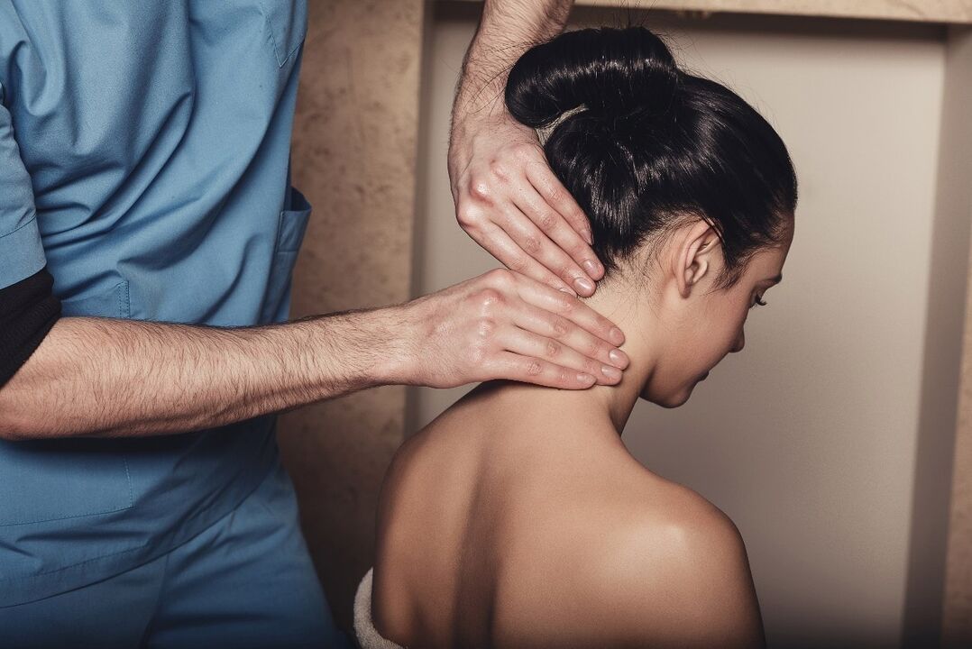 Halsmassage fir Osteochondrose
