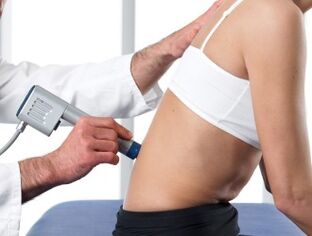 Physiotherapie fir d'Behandlung vu Lendeger Osteochondrose